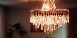 how to clean crystal chandelier